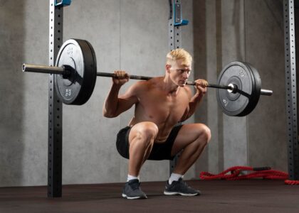 what is a squat plug in powerlifting